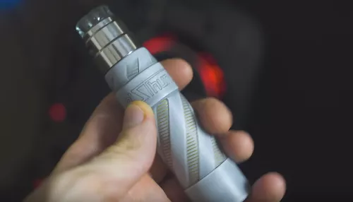 Anmeldelse af El Thunder 21700 Elements mechmod